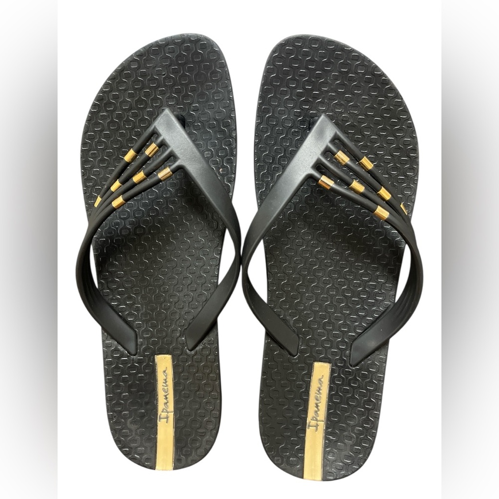 Ipanema Black and Gold Women's Slippers